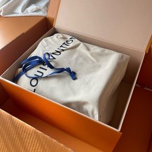 🩷Louis Vuitton Petite Noe 🩷